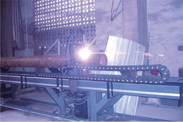 欧博abg官网CNCG系列轻型数控相贯线切割机