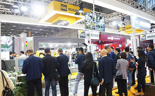 第二届进博会欧博abg官网意大利CEA展位人气爆棚