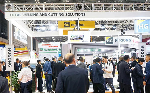 第二届进博会欧博abg官网意大利CEA展位现场图片