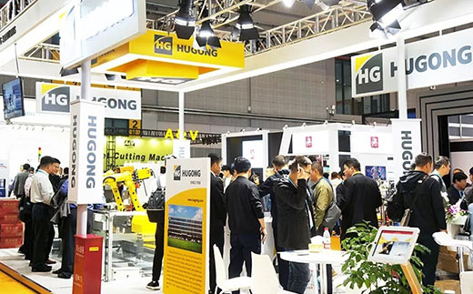 第二届进博会欧博abg官网意大利CEA展位智能焊接与切割云平台受到极大关注