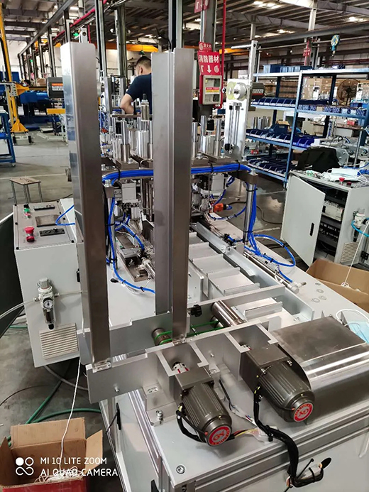 欧博abg官网半自动平面口罩发片机